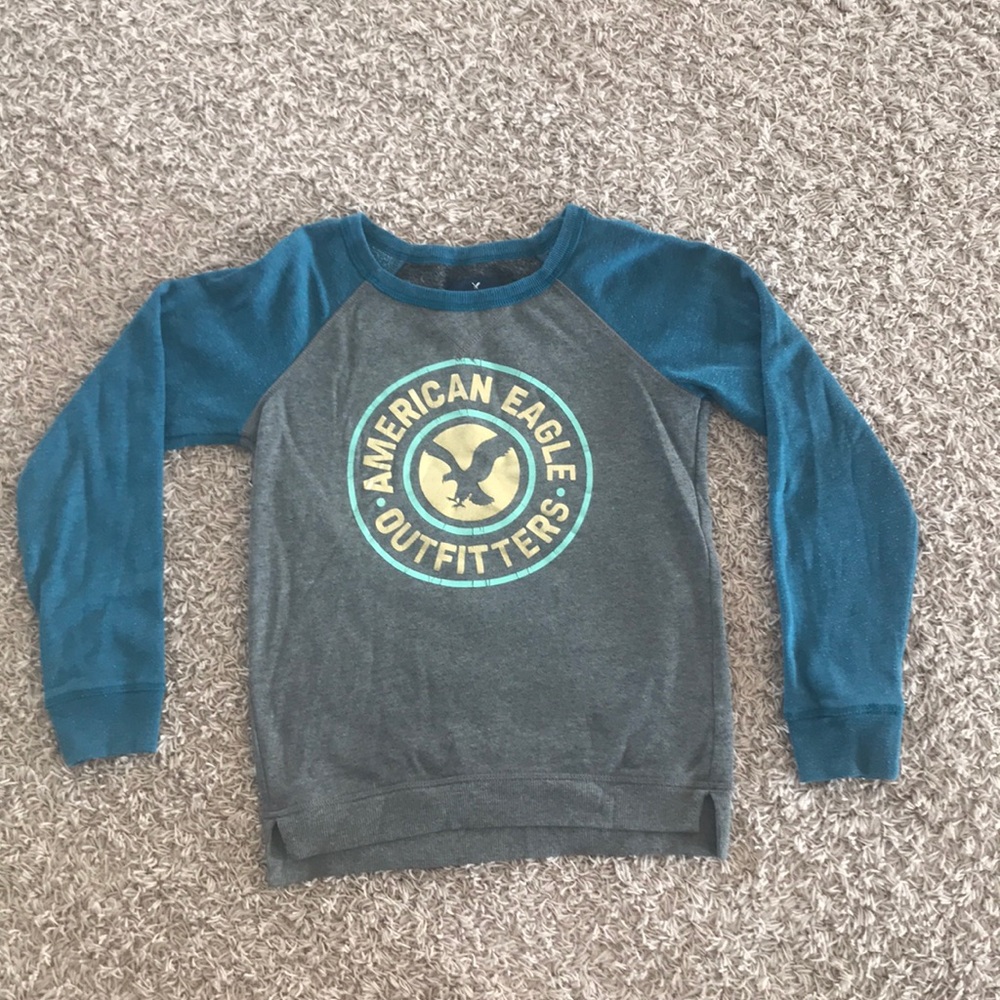 AE crewneck sweatshirt